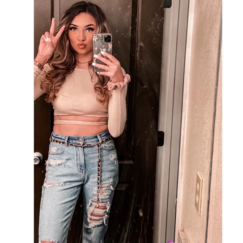 Windsor - Picture 3 of 3